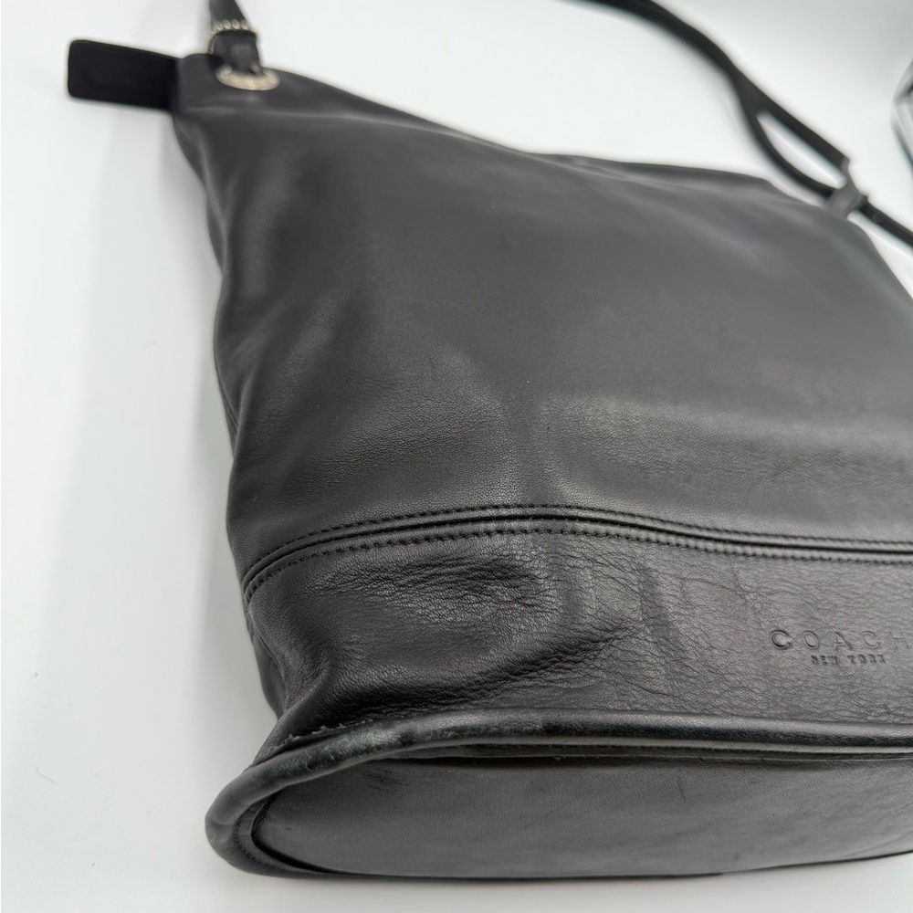 Coach Vintage 4242 Westport Hobo Bag - Picture 4 of 16